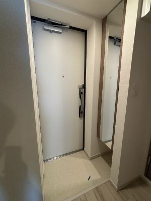 リブリ・三園の玄関写真