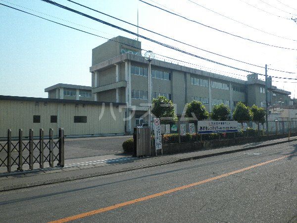 小学校　宇都宮市立錦小学校（小学校）まで2424m