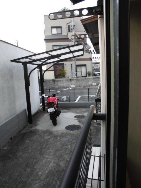 バルコニー　フラワーBOX