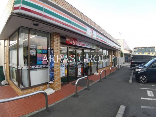 コンビニ　セブンイレブン八王子みなみ野5丁目店（コンビニ）まで221m