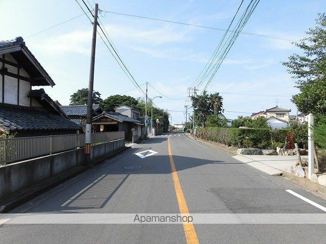その他　前面道路（その他）まで0m