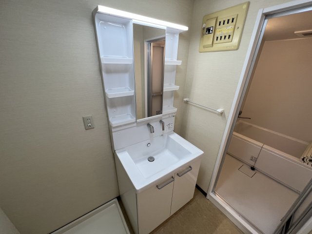 洗面設備　独立洗面化粧台付き☆