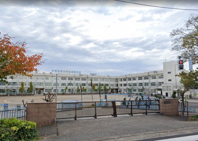 小学校　江戸川区立江戸川小学校（小学校）まで4410m