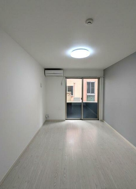 居室・リビング　開放感のあるゆったりとしたお部屋です♪