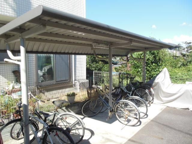 その他共有部分　★敷地内の屋根付駐輪場★