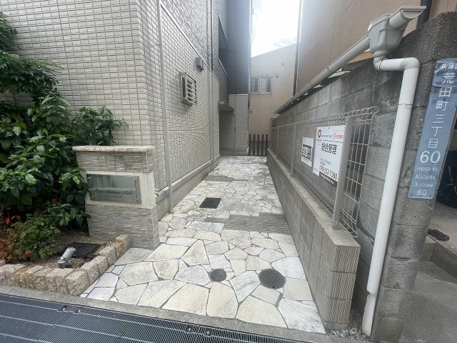エントランス　建物の内部です