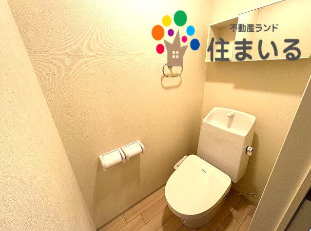 トイレ　※写真は同型タイプとなります