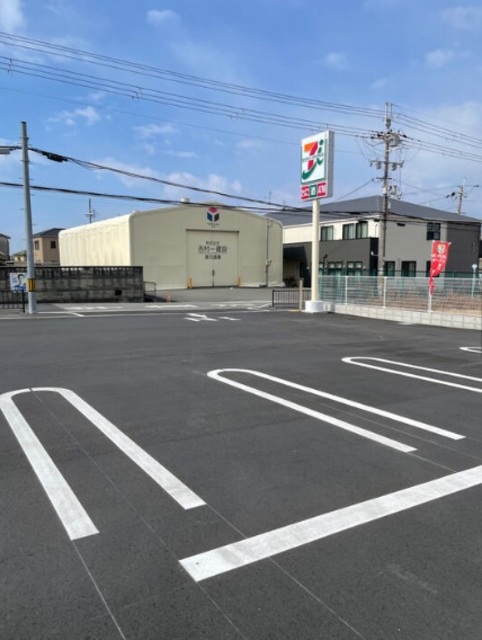 コンビニ　セブンイレブン堺陶器北店（コンビニ）まで434m