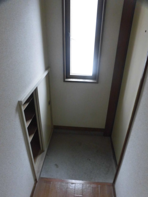 メゾンドセリーズ西館の玄関写真