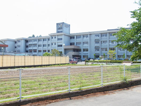 小学校　赤塚小（小学校）まで550m