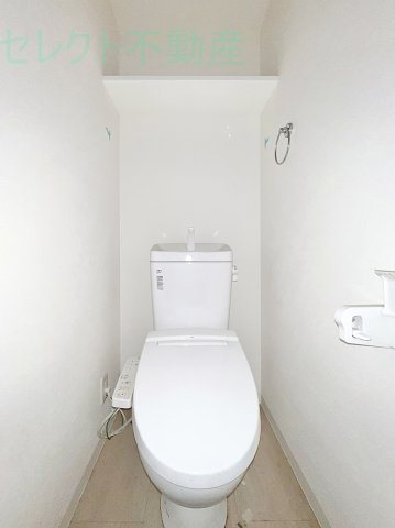 プレサンス名古屋STATIONフレアのトイレ写真