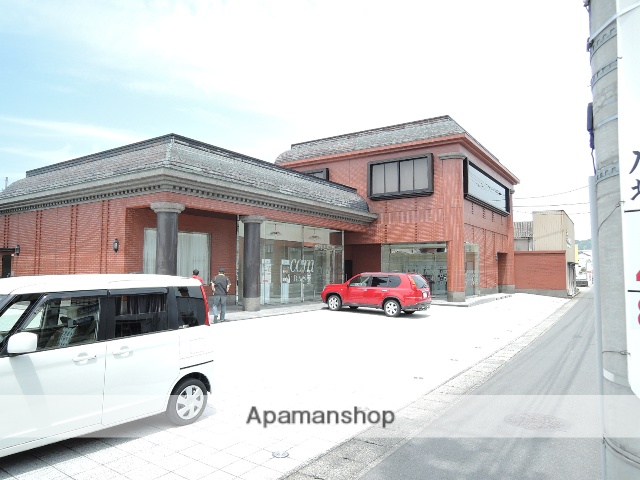 銀行　高知信用金庫薊野支店（銀行）まで512m