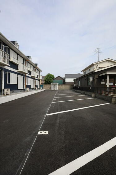 駐車場　広々とした敷地内駐車場！
