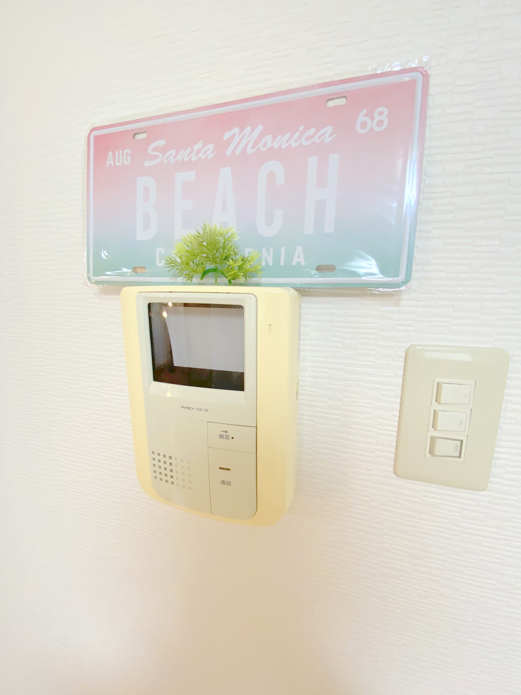 セキュリティ　来客の顔が見えて安心！TVモニターホン付きです♪