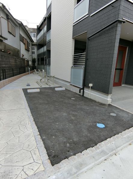 エントランス　エントランス