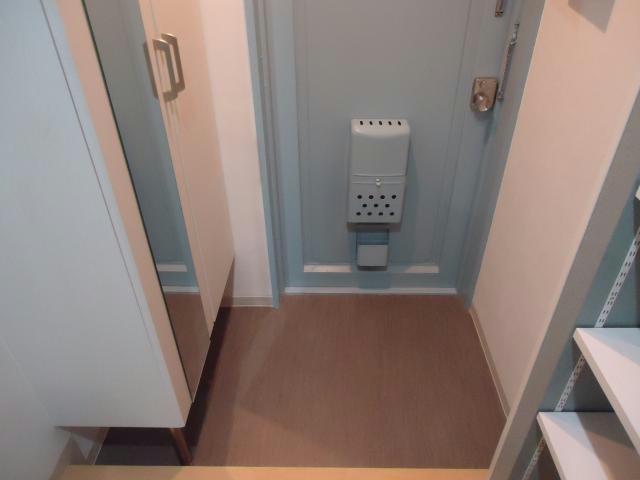 マンション礎の玄関写真