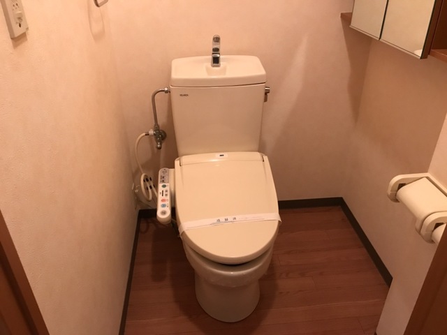トイレ　シャワー付トイレ