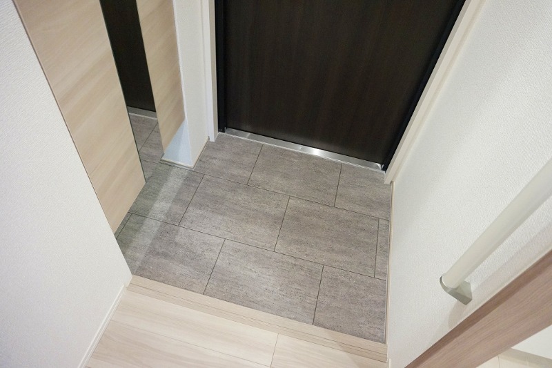 D-residence東五百住町の玄関写真