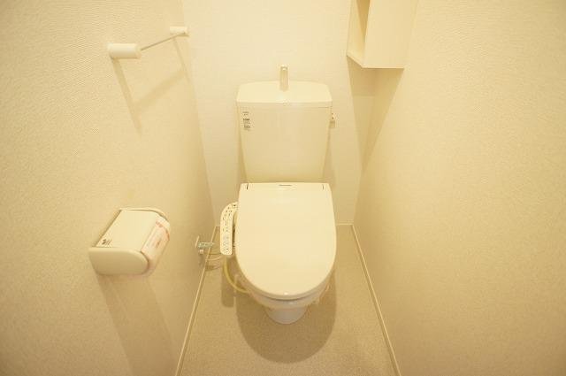 トイレ　ゆったりとした空間のトイレです