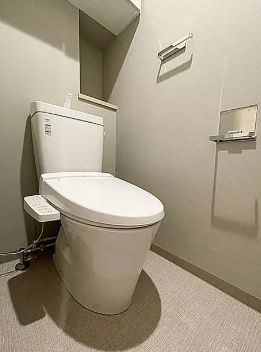 都営浅草線 本所吾妻橋駅 徒歩6分 7階建 築7年のトイレ写真