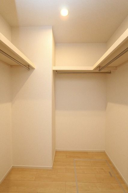 ＪＲ白新線 西新発田駅 バス乗車時間：22分 最寄りバス停で下車 徒歩5分 2階建 築11年の内装写真