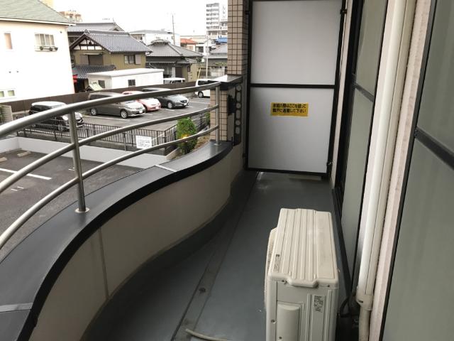 バルコニー　ベランダ
