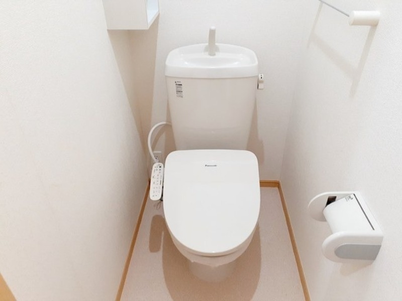 トイレ　図面と現状に相違がある場合には現状を優先