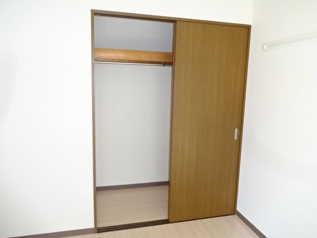 収納　南洋室クローゼット
