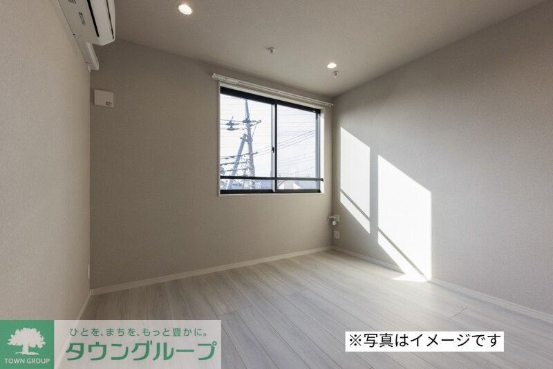 robot home 竹ノ塚IIの居間写真