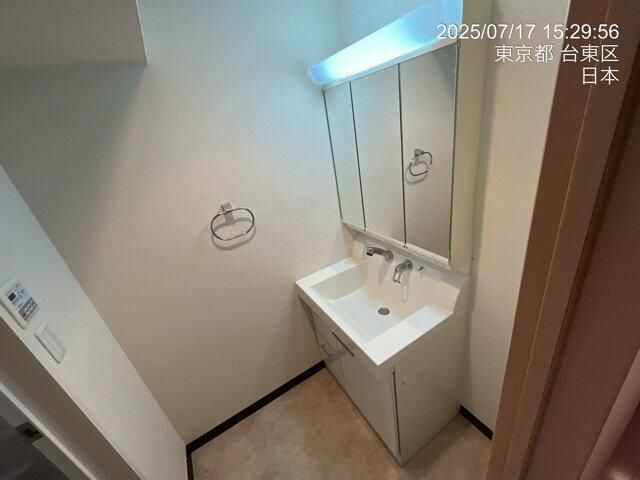 都営大江戸線 蔵前駅 徒歩3分 11階建 築21年の内装写真