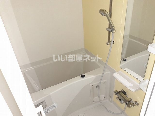 グレイスカレントIIの風呂写真