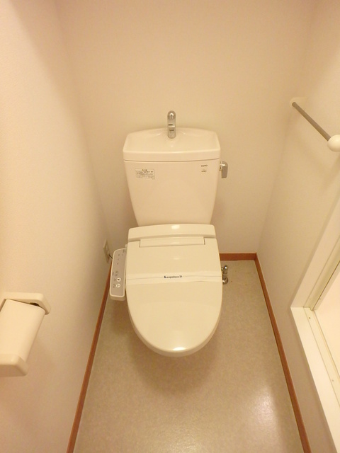 ＪＲ横浜線 淵野辺駅 徒歩19分 2階建 築22年のトイレ写真