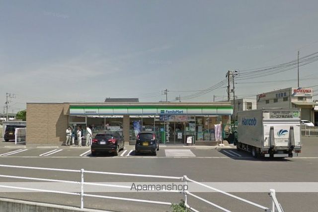 コンビニ　ファミリーマート（コンビニ）まで451m
