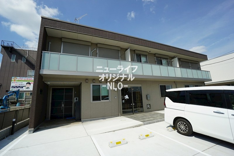 建物外観　積水ハウス施工の賃貸住宅「シャーメゾン」☆
