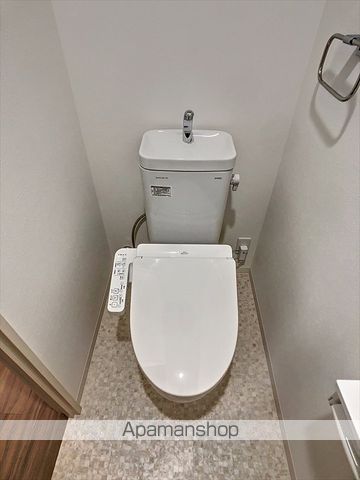 ロイヤルアベリア刈谷駅前のトイレ写真