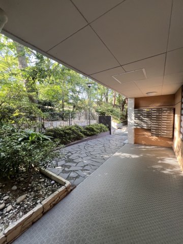 香枦園第2コーポラスの外観写真