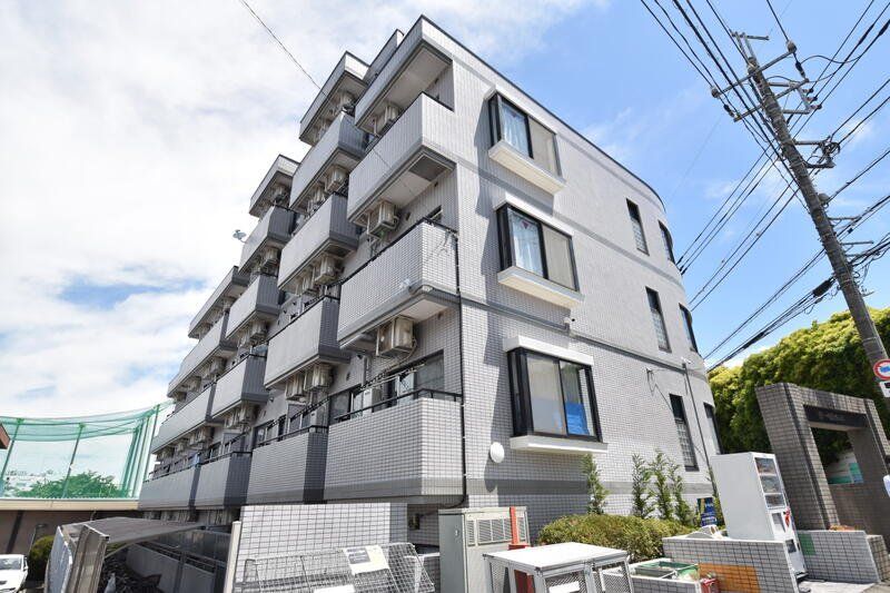 エントランス　★お部屋探しは株式会社タウンハウジング東京まで★
