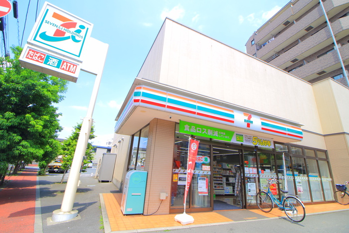 コンビニ　セブンイレブン　板橋東新町若木通り店（コンビニ）まで208m