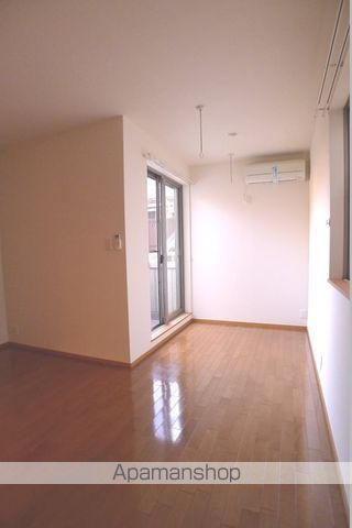 イーストハイツの居間写真