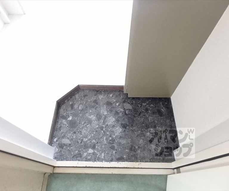 ファーストコート御所室町の玄関写真