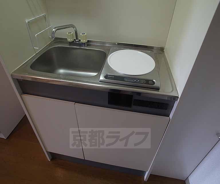 ＪＲ東海道本線 山科駅 徒歩6分 4階建 築34年のキッチン写真