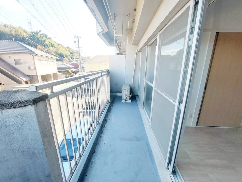 バルコニー　バルコニー