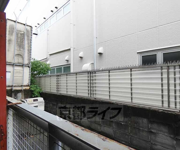 【京都市伏見区東浜南町のマンションの眺望】