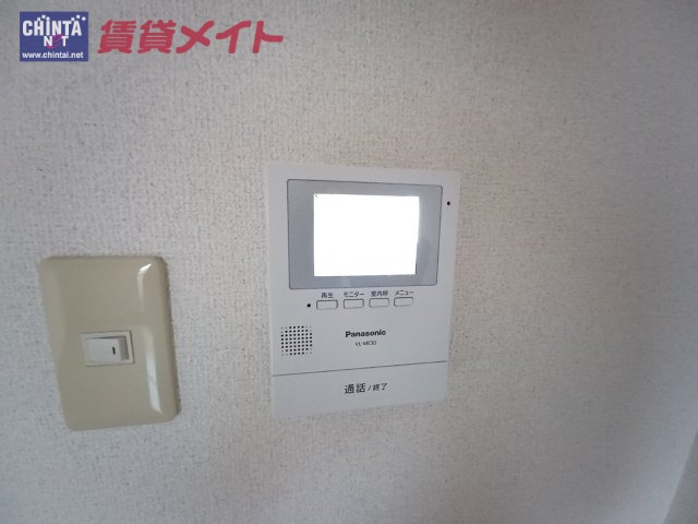 【伊勢市小俣町明野のマンションのセキュリティ】