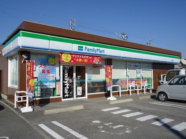 【西尾市一色町味浜のアパートのコンビニ】