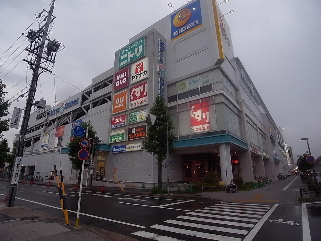 【ＲＩＤＧＥ大曾根のショッピングセンター】