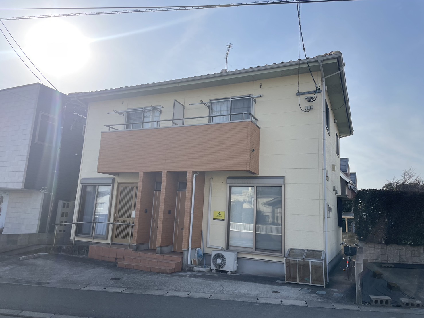 平川ハイツの建物外観