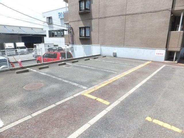 【ヴェルデの駐車場】