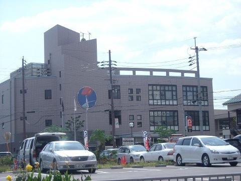 　茨木市立庄栄図書館（その他　93m）