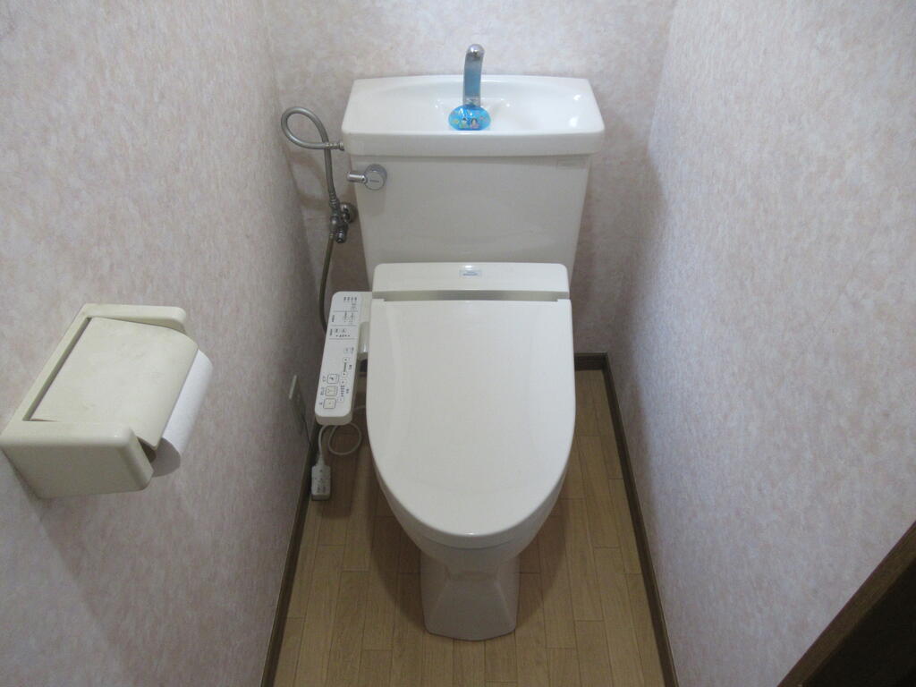 トイレ　※写真は前回募集時のものです。